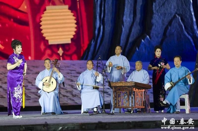 秦安小曲《夢圓中華》在首屆“大巴山文藝推優(yōu)工程”中獲推優(yōu)獎(jiǎng)(圖)